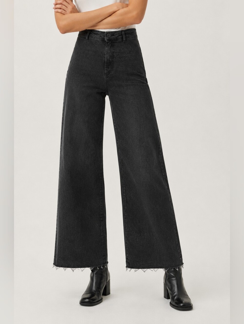 ZARA 4 The Marine Straight Washed Black Jean Neutral Minimalist 4